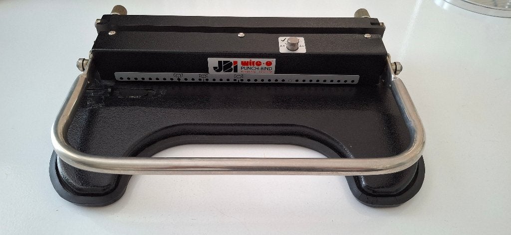 ringband machine wire-o, Ophalen, Gebruikt