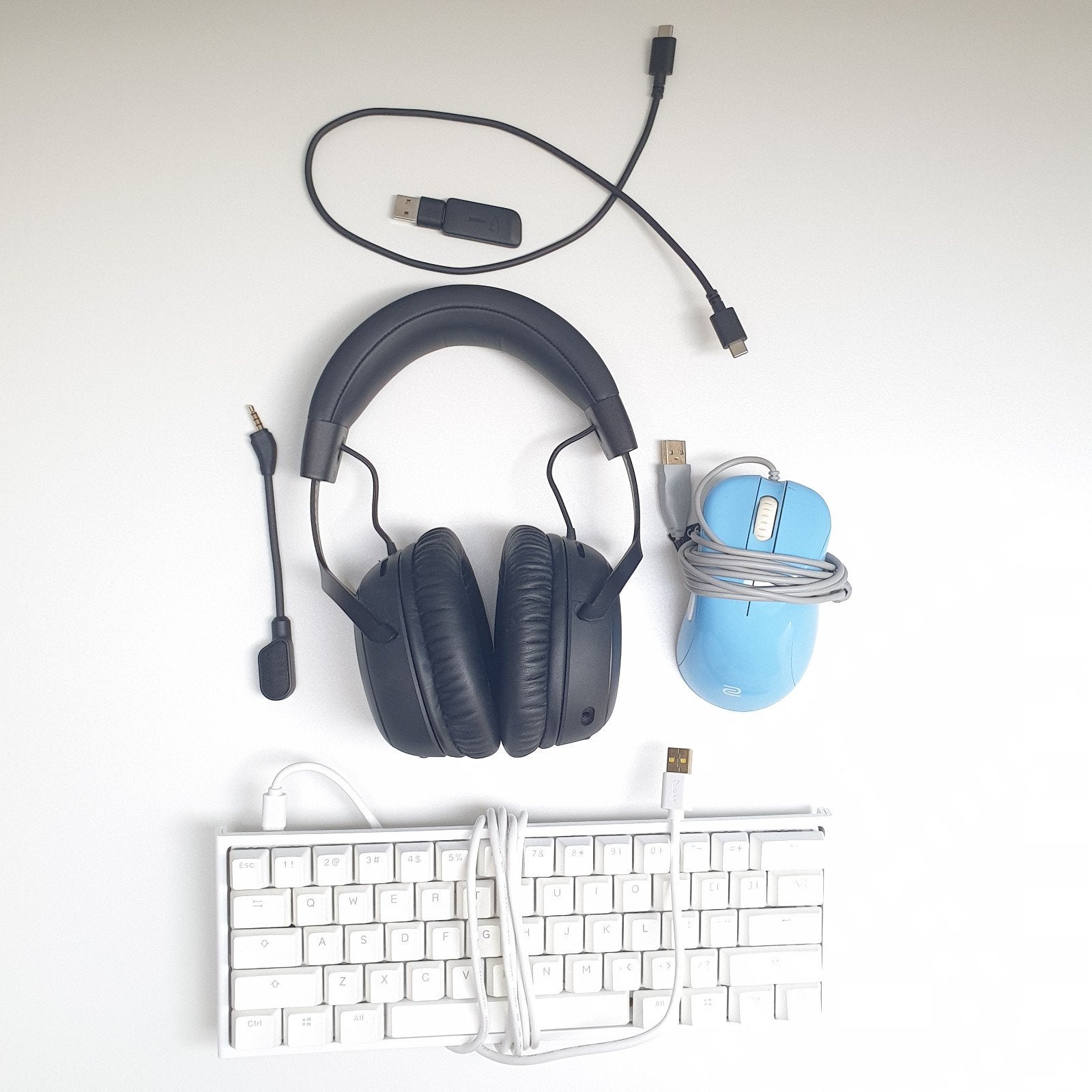 Gaming set: HyperX Cloud 3 S Wireless, Ducky one 2 Pro mini, Ophalen, Nieuw