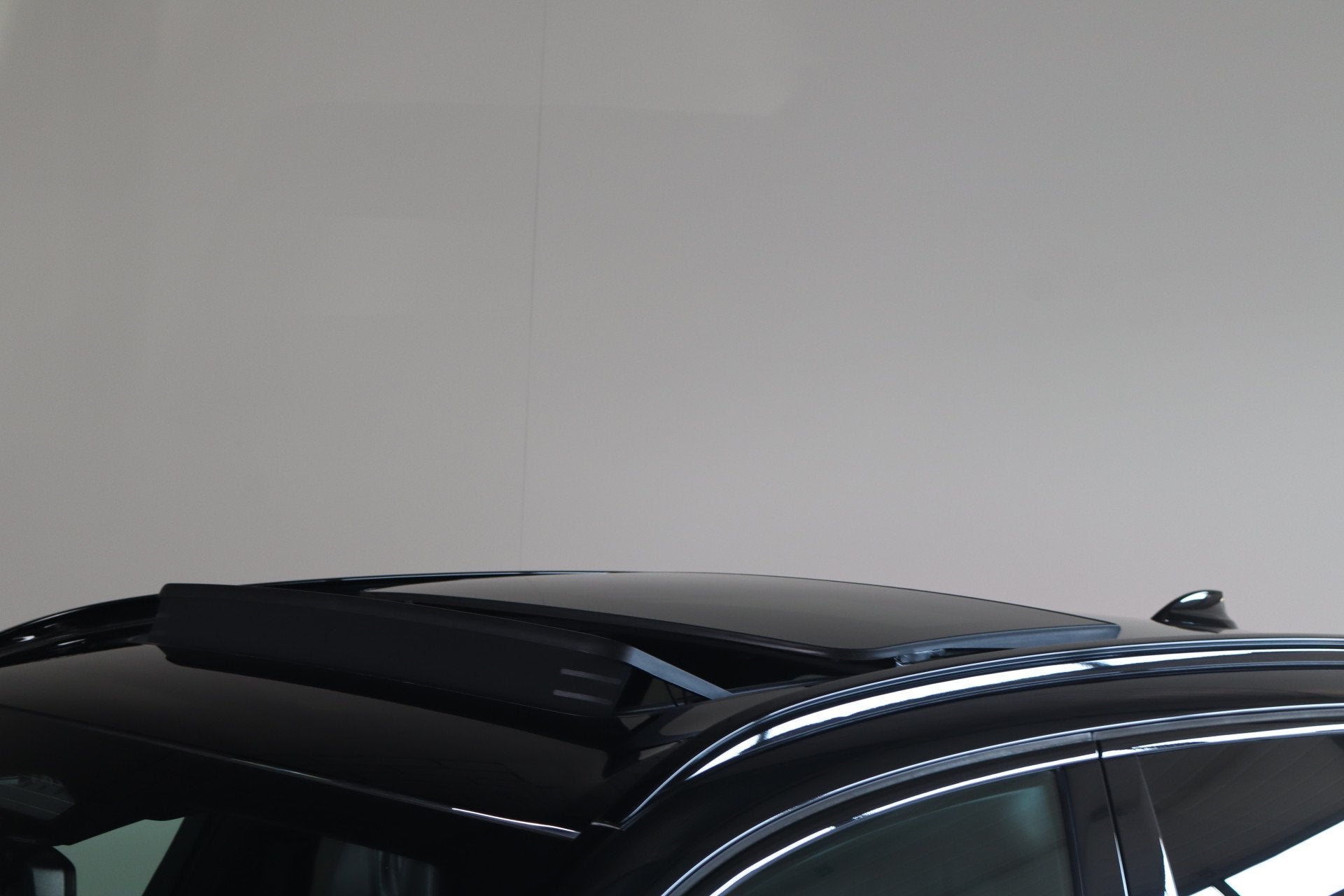 BMW X5 xDrive45e High Executive Stoelverw+koeling I Elek Tre, Auto's, BMW, Gebruikt, 394 pk, Zwart, Leder