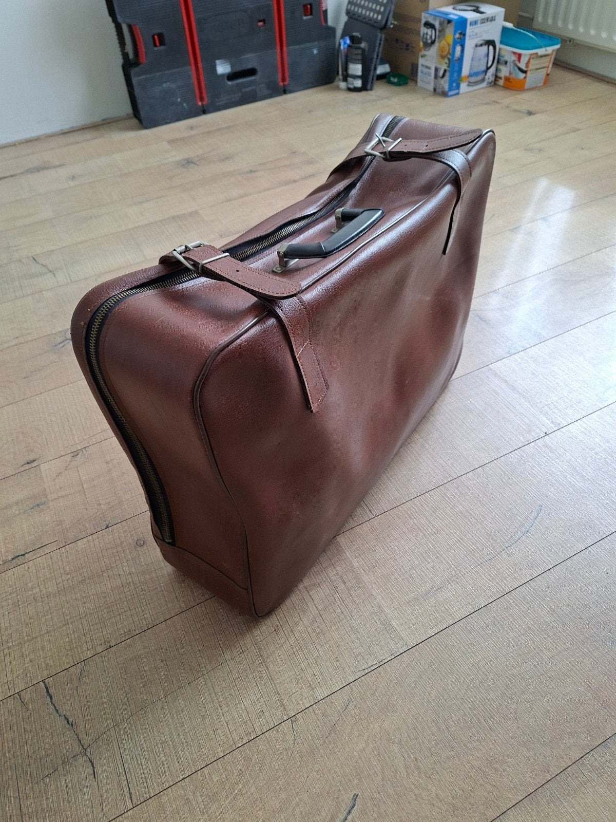 vintage bruine jaren 70 koffer uit de DDR, Ophalen of Verzenden, Bruin, 30 cm of meer