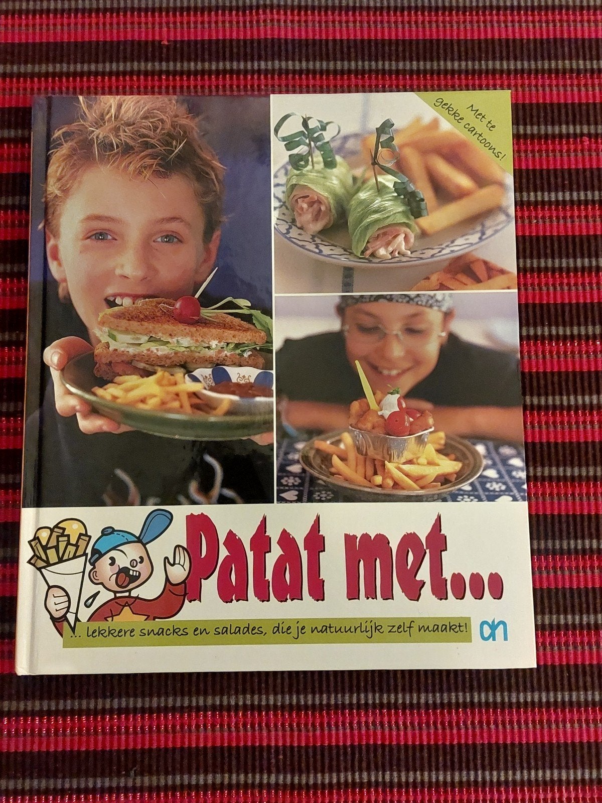 GRATIS: Kookboek over patat met lekkere snacks en salades, Boeken, Ophalen, Zo goed als nieuw, Nederland en België