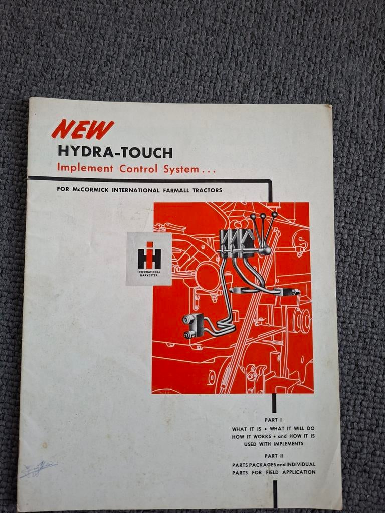 McCormick International Farmall Hydra-Touch Handleiding, Ophalen of Verzenden, Gebruikt