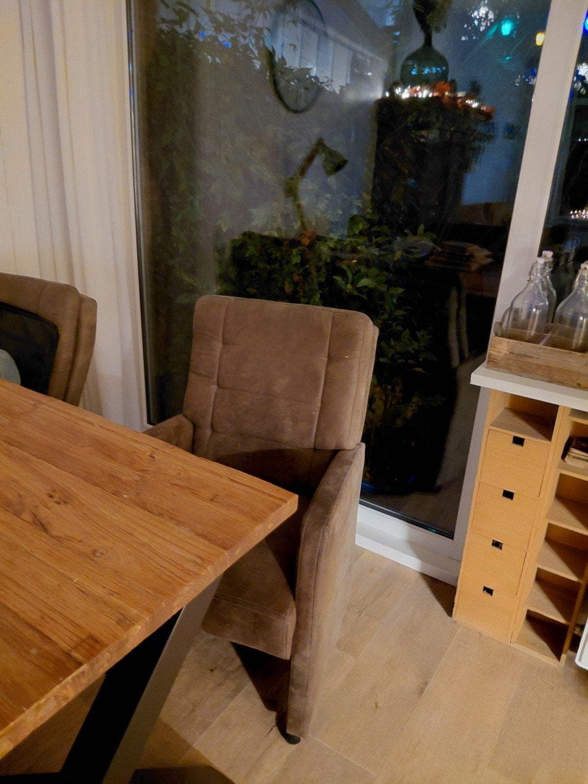 eetkamerstoelen, Ophalen