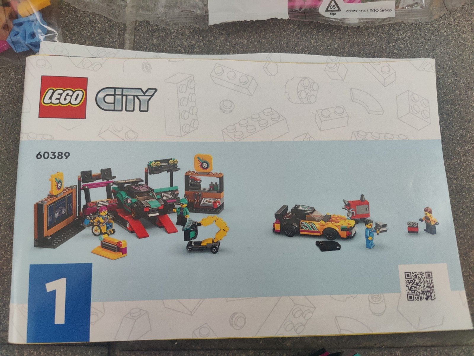 Lego 60389 Garage zo goed als nieuw, Kinderen en Baby's, Speelgoed | Duplo en Lego, Ophalen of Verzenden, Zo goed als nieuw