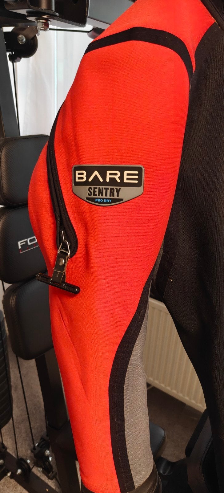 BARE Sentry Pro Dry droogpak – Maat LT – NIEUW, Watersport en Boten, Duiken, Ophalen of Verzenden, Duikpak