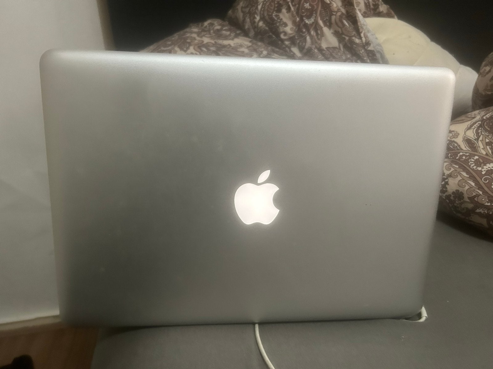 MacBook Pro 2012 nog goed werkende mag weg 150€ met oplader, MacBook Pro, Gebruikt, Qwerty, Overige groottes