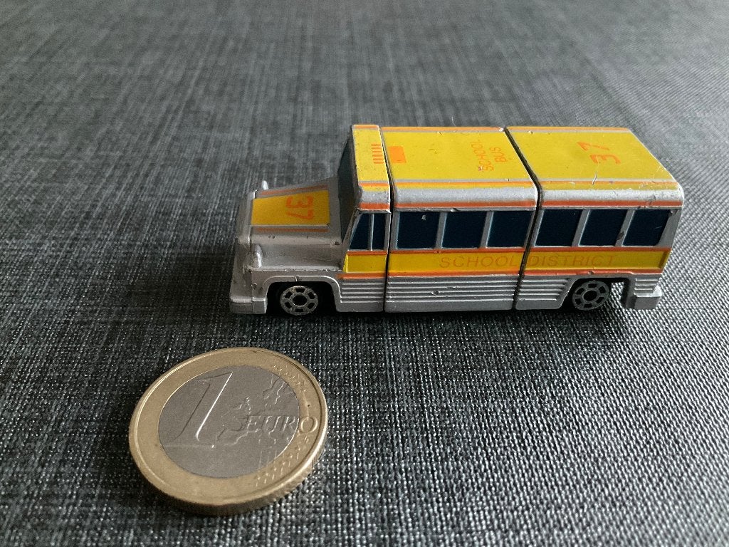 Matchbox Mini Micro Connectables Schoolbus Nummer 37, Ophalen, Gebruikt