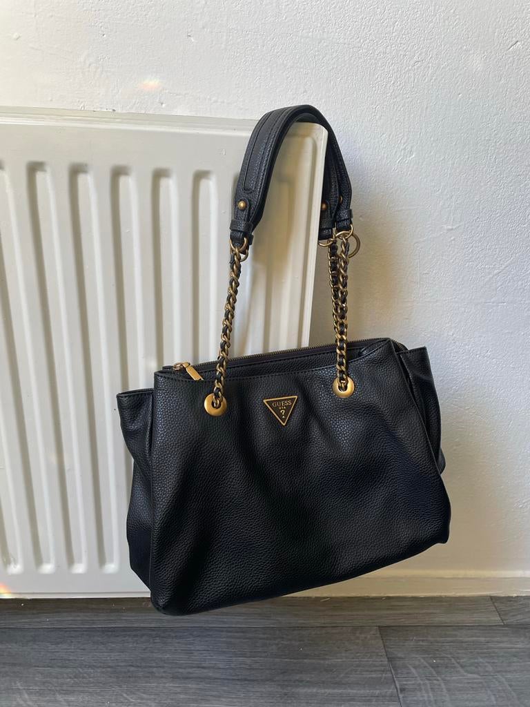Guess en Yves Saint Laurent tassen - Zo goed als nieuw, Sieraden, Tassen en Uiterlijk, Tassen | Damestassen, Ophalen, Zo goed als nieuw