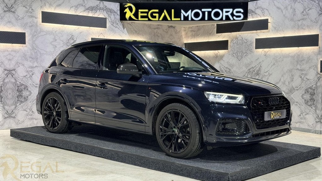 Audi Q5 55 TFSI e quattro S Competition | Pano | B&O Adv. |, Auto's, Audi, Automaat, 2005 kg, 4 cilinders, Blauw
