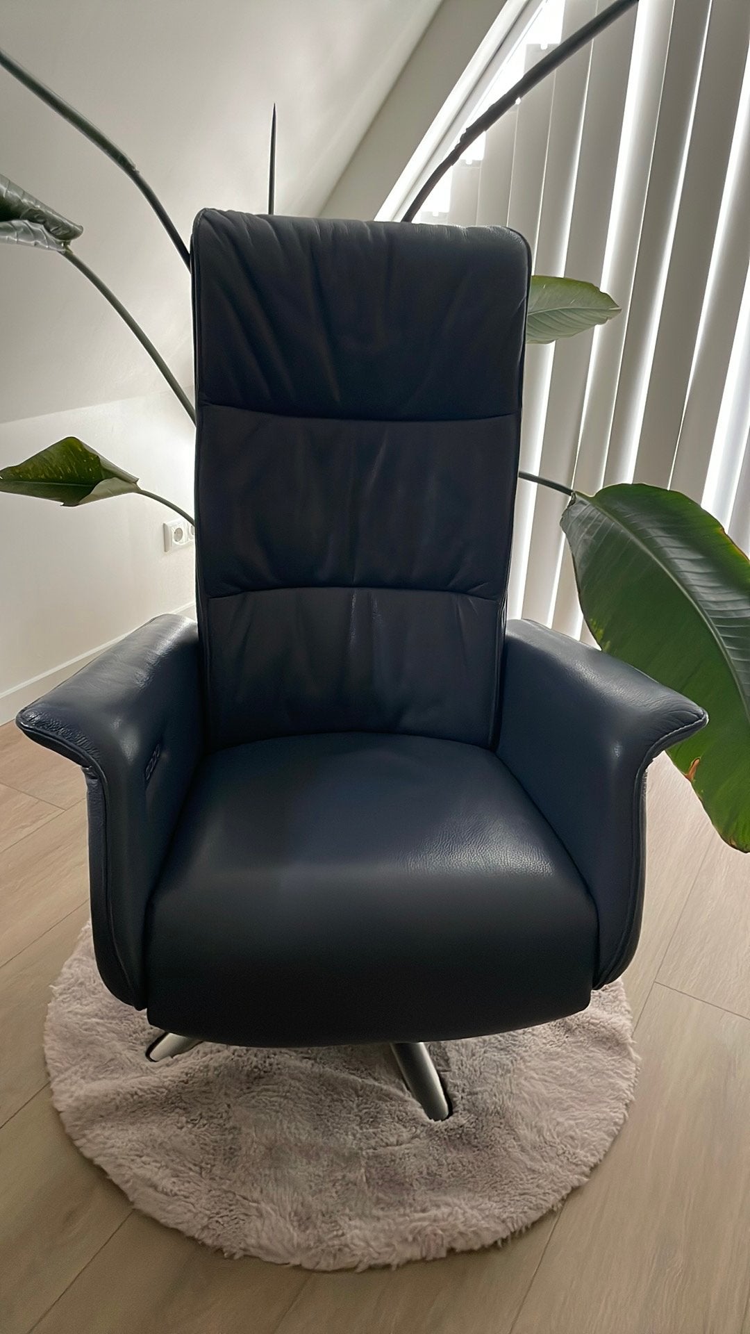 NIEUWE Easysit relaxfauteuil kleur grijs/blauw van 3390.-, Huis en Inrichting, Ophalen, Nieuw, 50 tot 75 cm, Leer