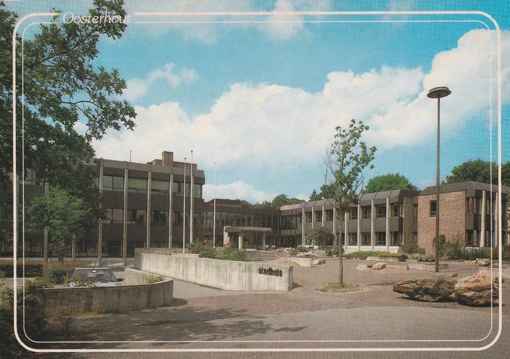 OOSTERHOUT Stadhuis, Verzamelen, Ansichtkaarten | Nederland, Verzenden, 1980 tot heden, Gelopen, Noord-Brabant