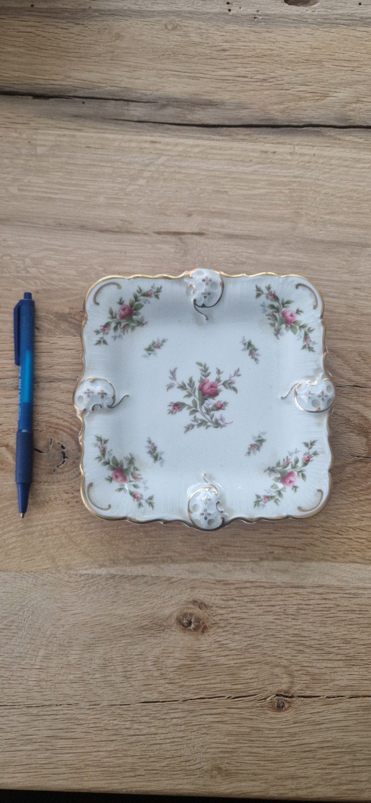 Rosenthal Moliere Moosrose schaaltje met rozen decor, Ophalen of Verzenden