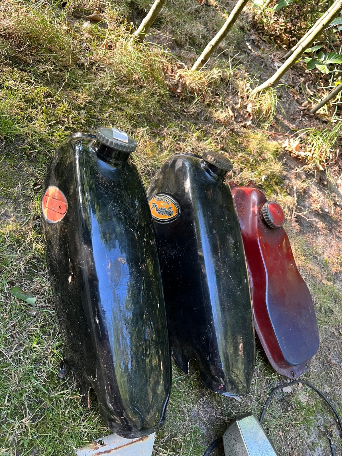 Benzinetanken honda amigo novio, Fietsen en Brommers, Ophalen of Verzenden