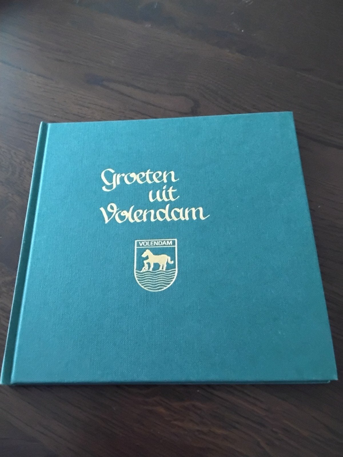 Boekje Groeten uit Volendam, Boeken, Geschiedenis | Stad en Regio, Ophalen of Verzenden, Zo goed als nieuw