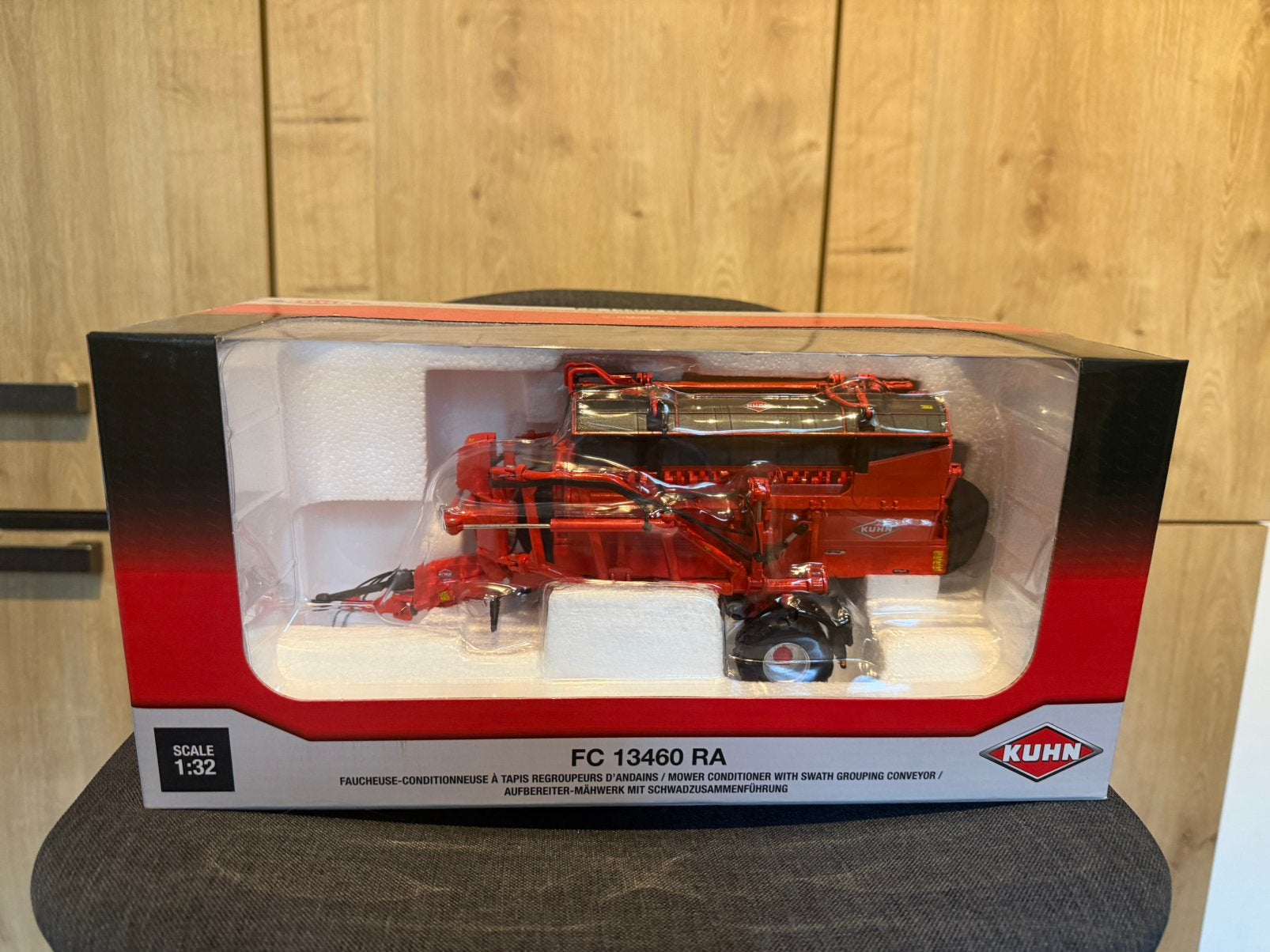 ROS 2025 KUHN FC 13460 RA GETROKKEN MAAIER 1:32, Ophalen of Verzenden, Zo goed als nieuw, Tractor of Landbouw, Overige merken