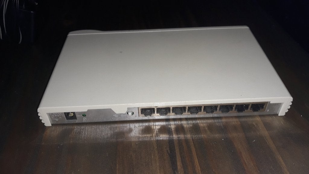 3Com Office Connect Dual Speed Switch 8!, Ophalen of Verzenden, Zo goed als nieuw