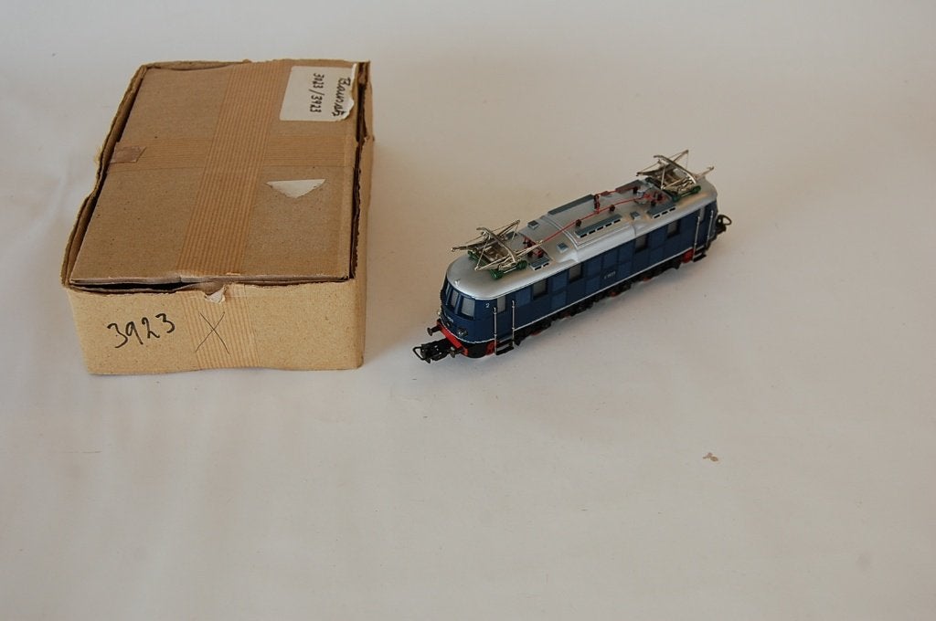 MÄRKLIN 3923., Wisselstroom, Locomotief, Ophalen of Verzenden, Zo goed als nieuw