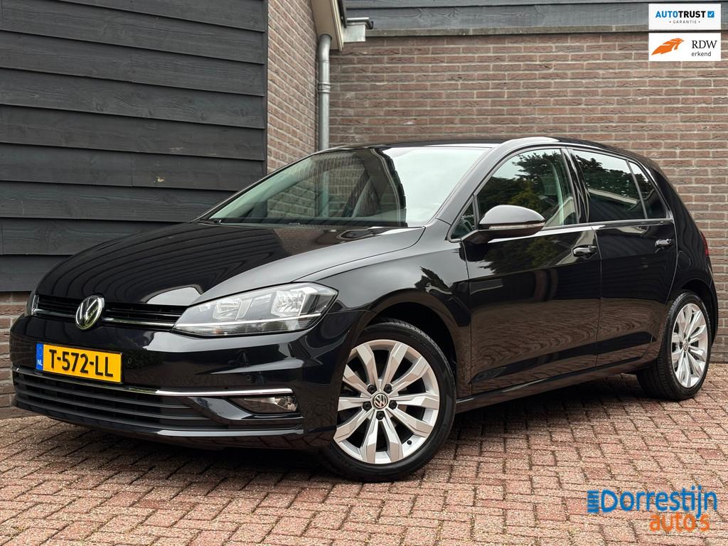 Volkswagen Golf 1.0 TSI | Airco | Navigatie| PDC | ACC | 17i, Adaptive Cruise Control, Stof, Bedrijf, Handgeschakeld