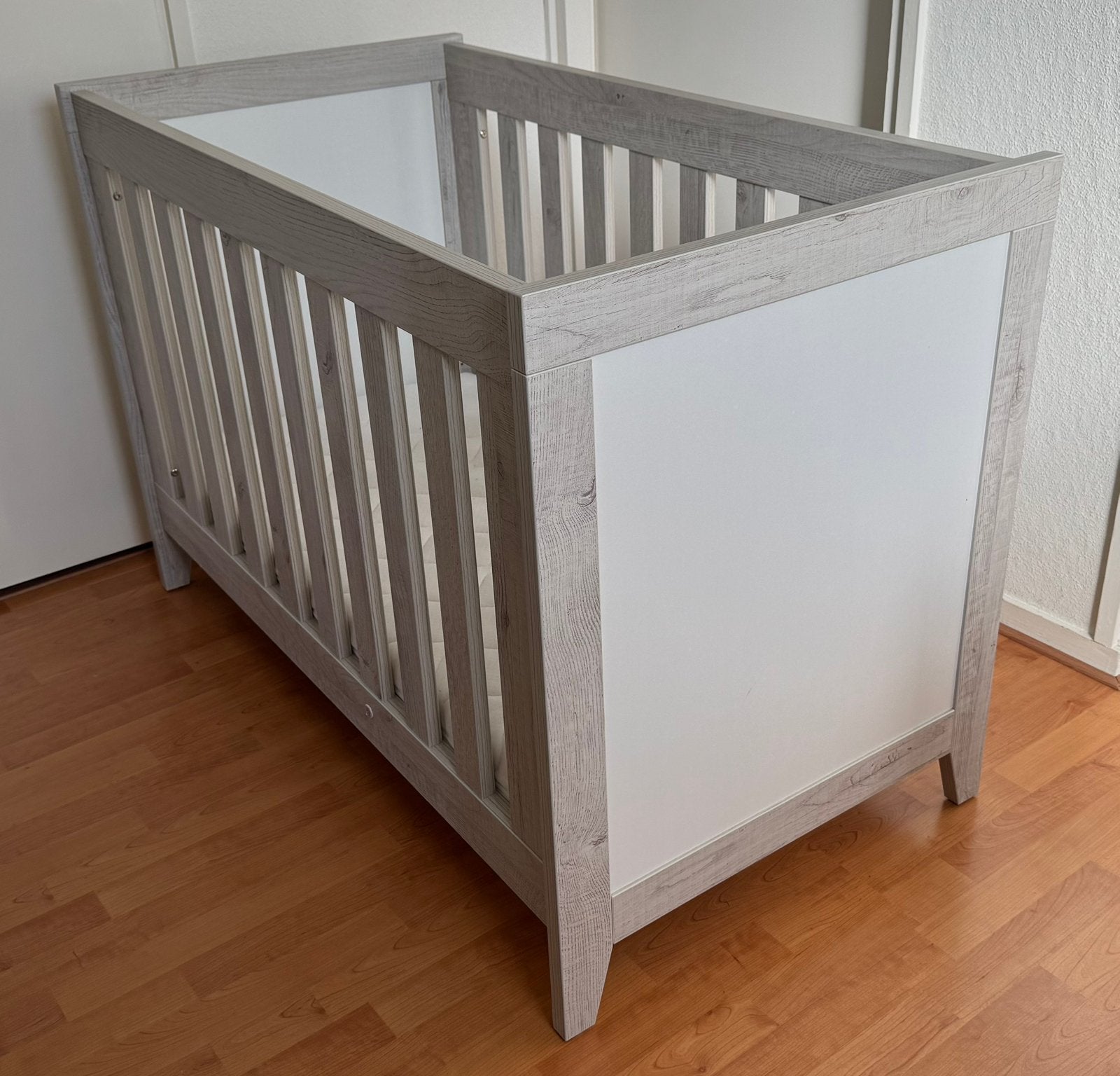 Baby / kinderbedje 120x60 3 hoogtes incl matras, Ophalen, Gebruikt, Minder dan 140 cm, Matras