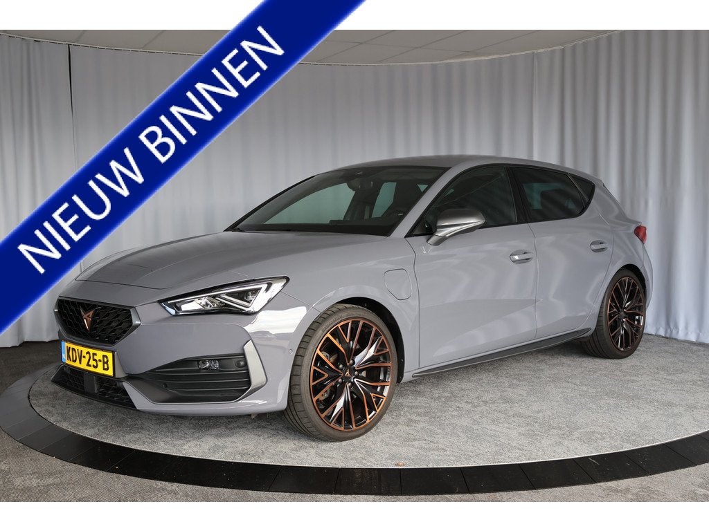 CUPRA Leon 1.4 e-Hybrid VZ 245 pk, Copper Edition, Acc, Came, Auto's, Cupra, 77 km/l, Gebruikt, 4 cilinders, Leon