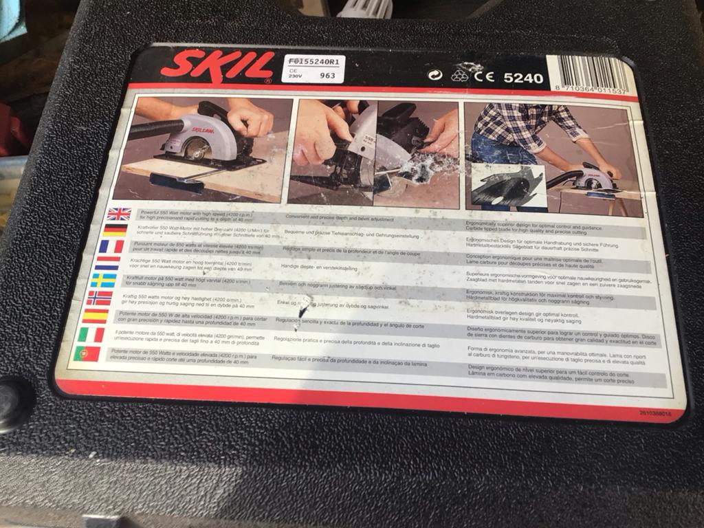 SKIL Cirkelzaag 5240 - 550 Watt, 40 mm zaagdiepte, Ophalen, Cirkelzaag, Zo goed als nieuw, 30 tot 70 mm