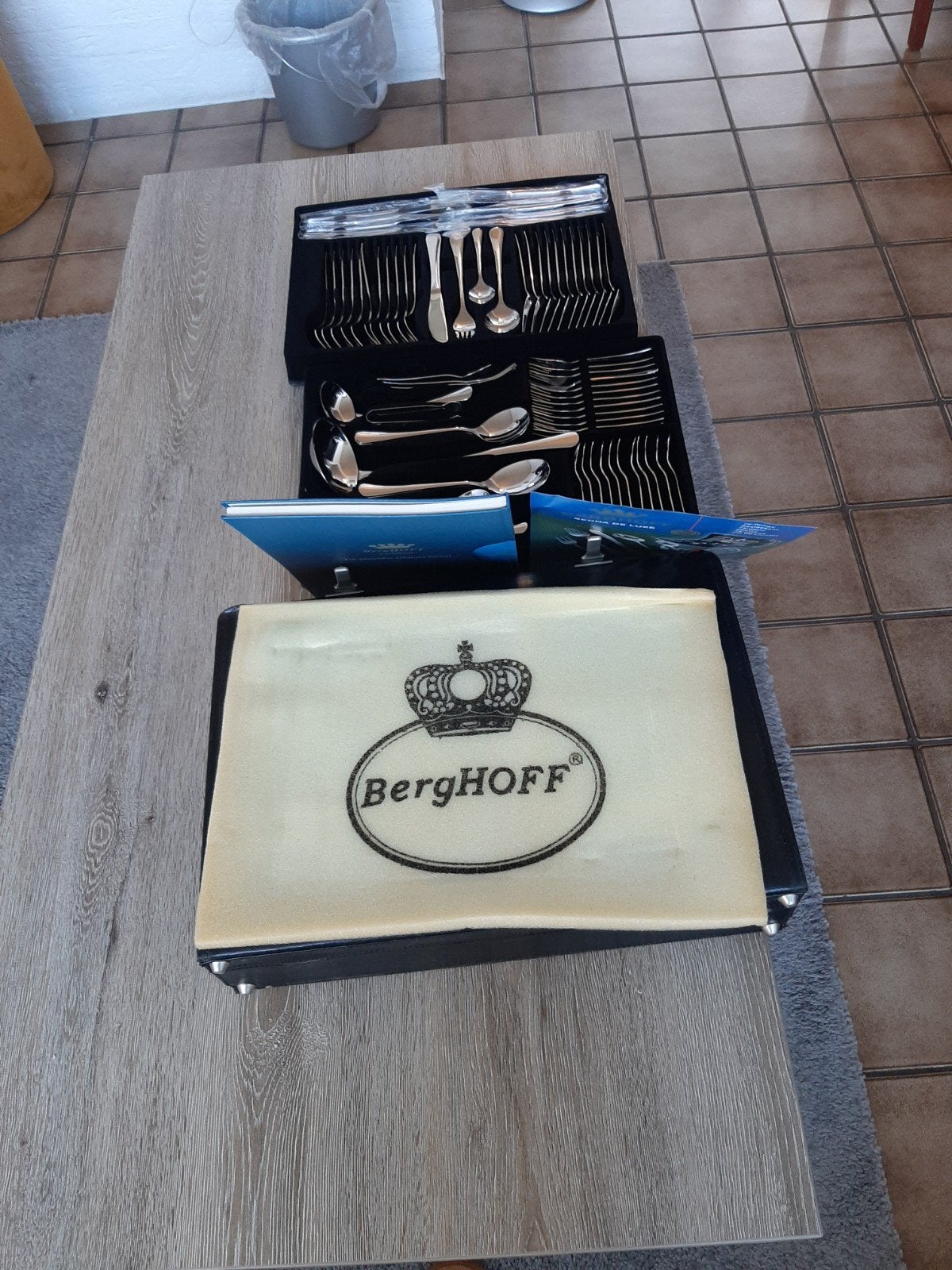 BergHOFF Bestekset - 72-delig in koffer, Ophalen, Bestekset, Nieuw, Rvs of Chroom