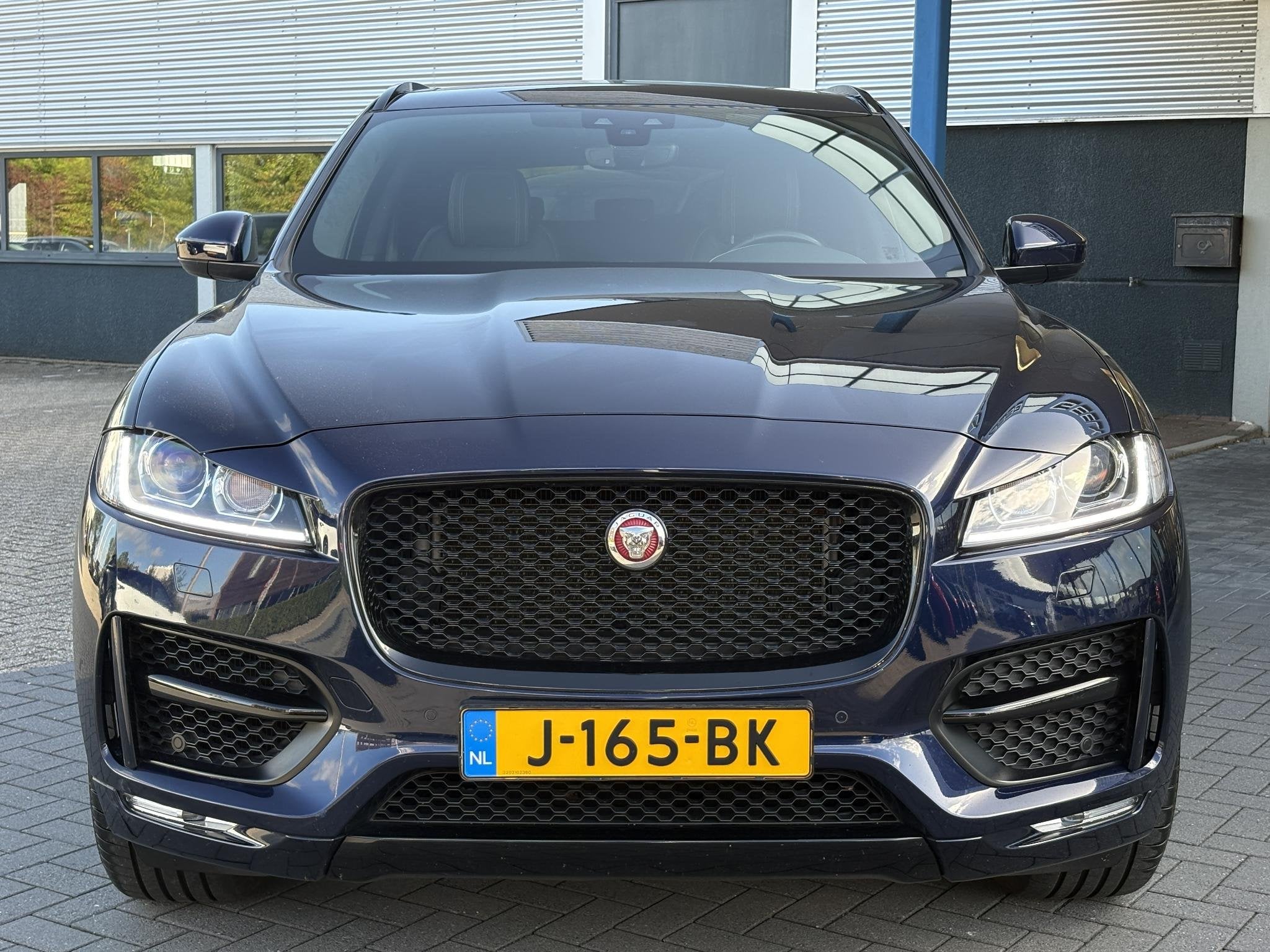 Jaguar F-PACE 2.0t AWD Prestige 250pk | Panoramadak | Meridi, Auto's, 4 cilinders, Blauw, Bedrijf, Vierwielaandrijving