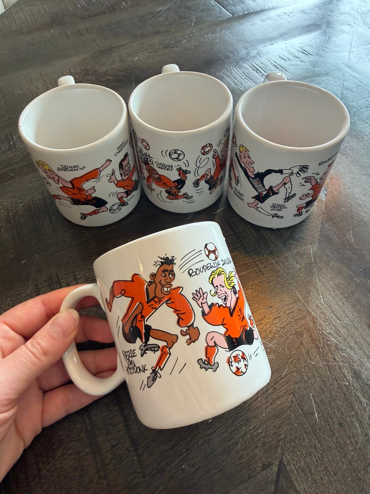 EK mokken, Ophalen of Verzenden, Zo goed als nieuw, Overige stijlen, Kop(pen) en/of Schotel(s)
