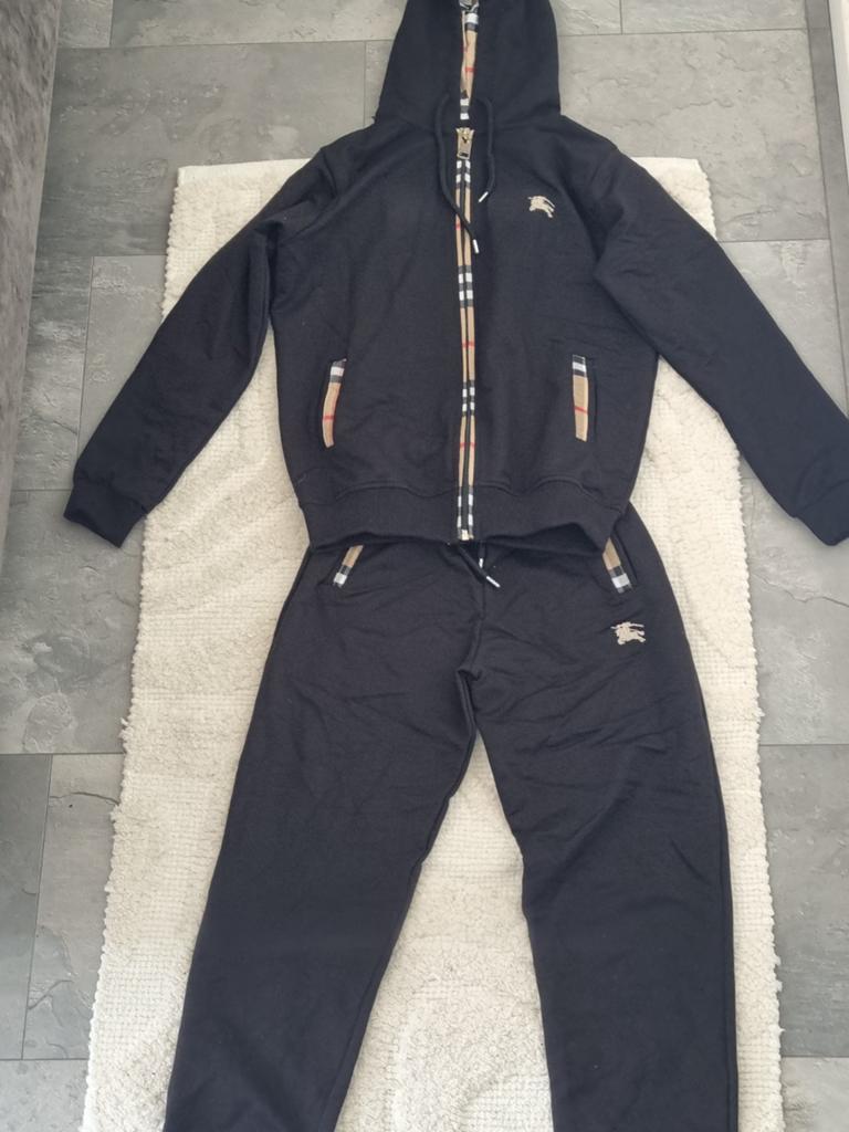 Burberry Pak Zwart met Klassiek Ruitpatroon, Maat 48/50 (M), Zwart, Ophalen of Verzenden, Zo goed als nieuw