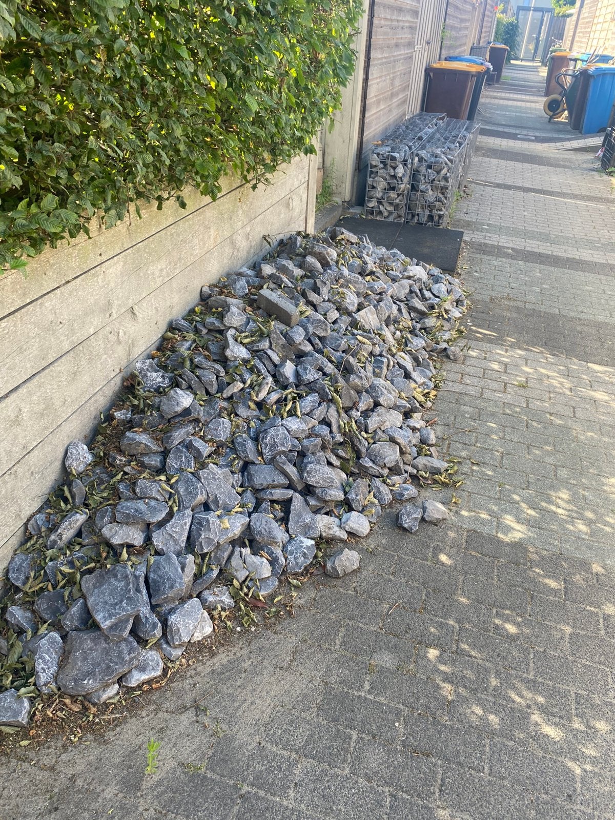 Te koop ardennen stenen met korf, Ophalen of Verzenden, Zo goed als nieuw