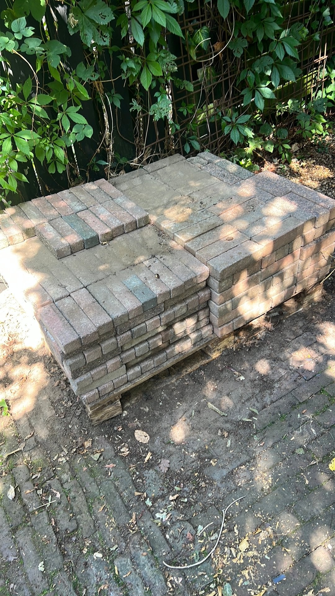 Backstenen, Ophalen, Zo goed als nieuw, Beton, Klinkers