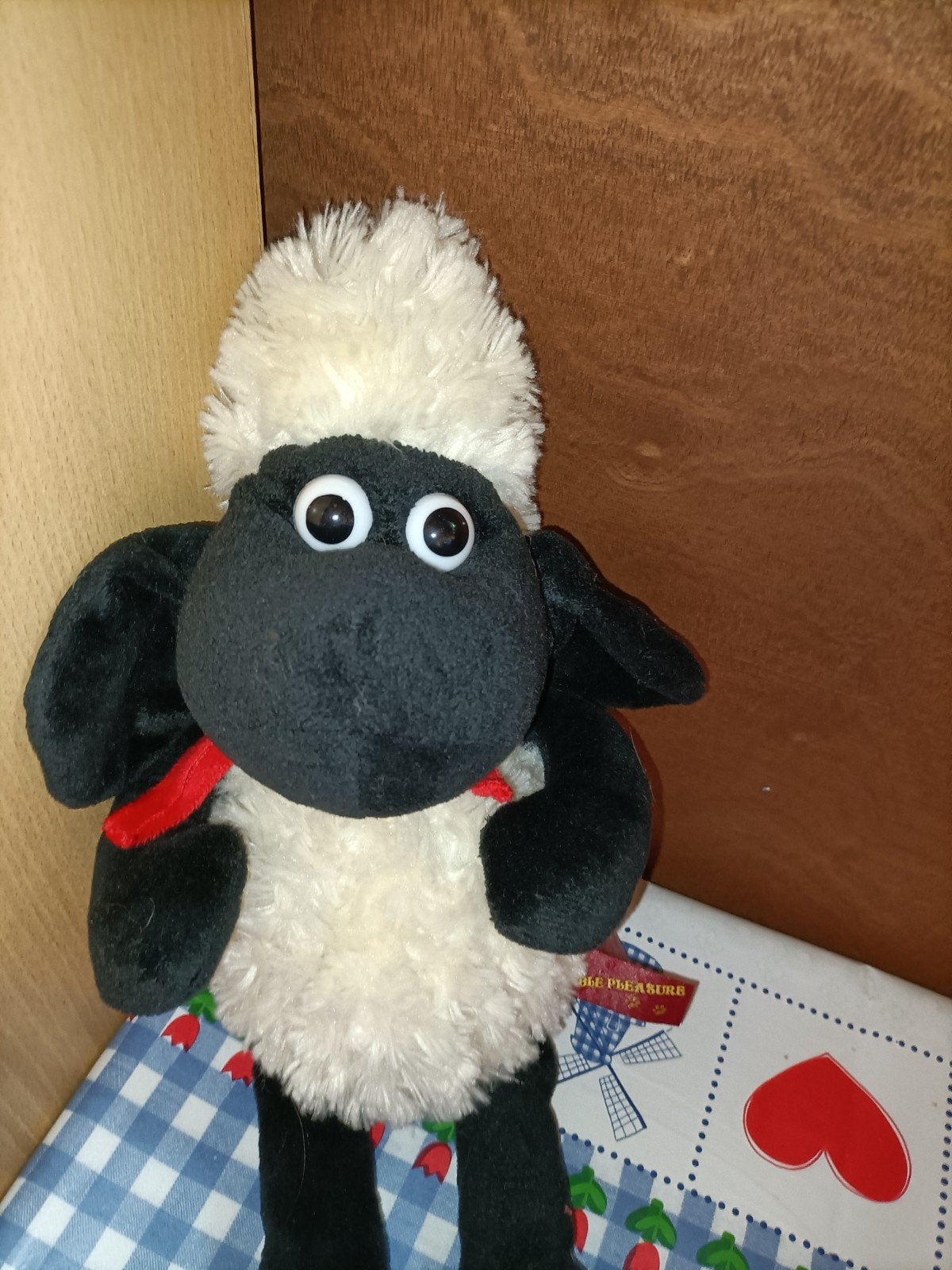 Shaun de schaap knuffel 38 cm groot gemeten met poten, Ophalen of Verzenden, Zo goed als nieuw, Overige typen