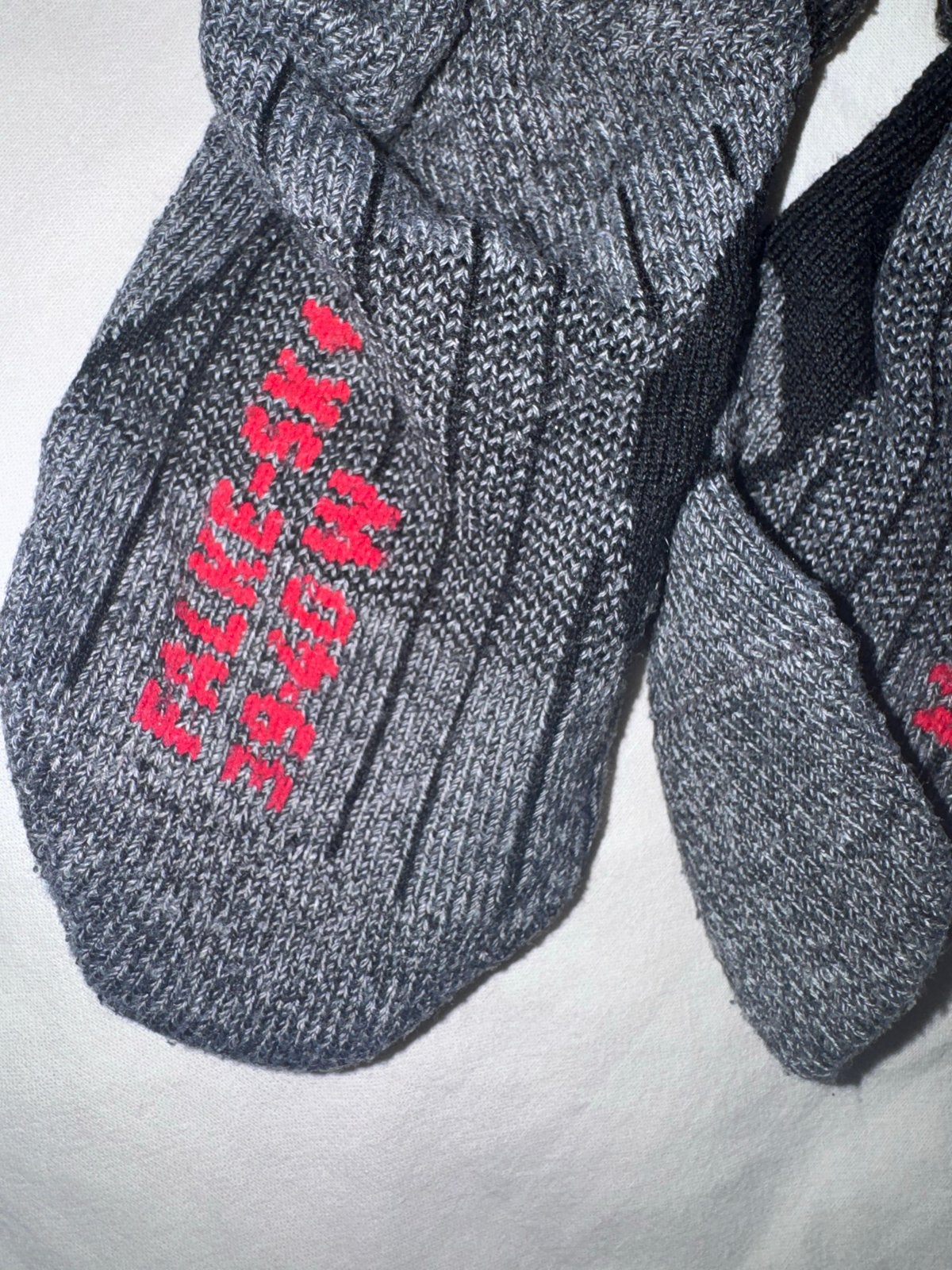 Falke sokken - Grijs/Zwart - Maat 39-42, Ophalen of Verzenden, Zo goed als nieuw, Maat 39 t/m 42, Overige kleuren