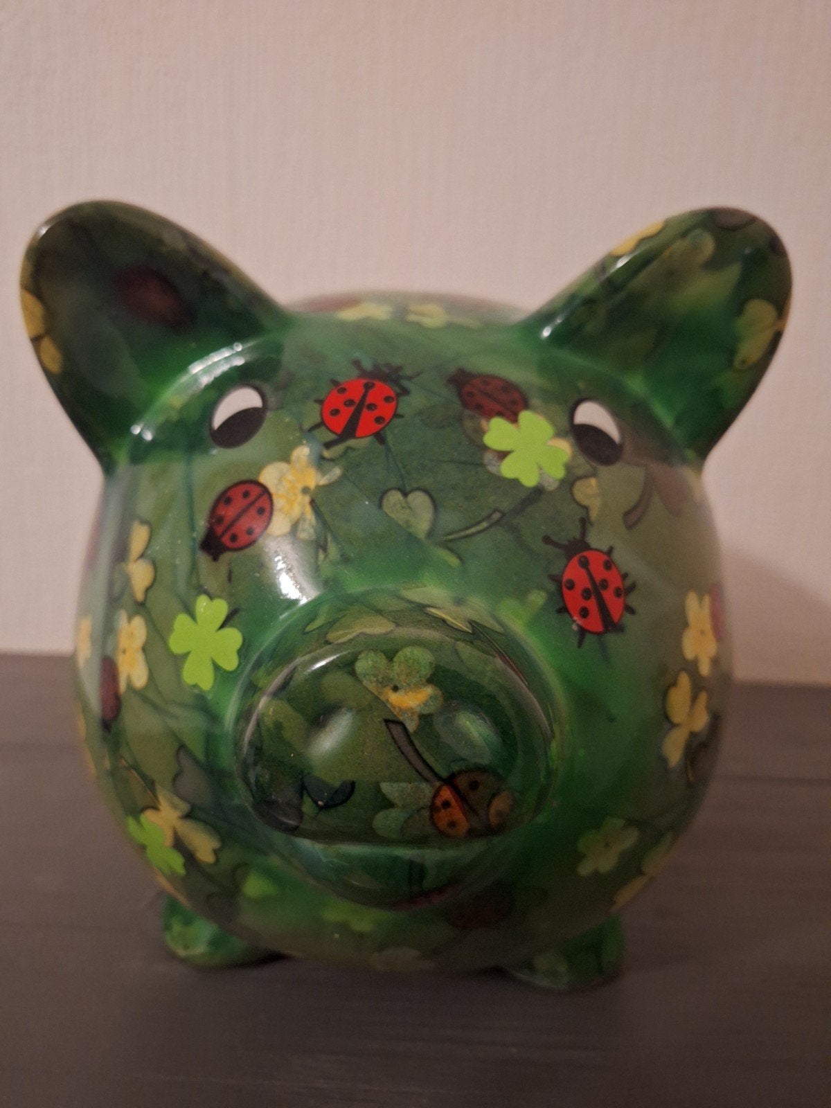 Pomme Pidou Spaarpot Varken Klavertjes en Lieveheersbeestjes, Ophalen of Verzenden, Zo goed als nieuw, Steen, Aardewerk of Keramiek