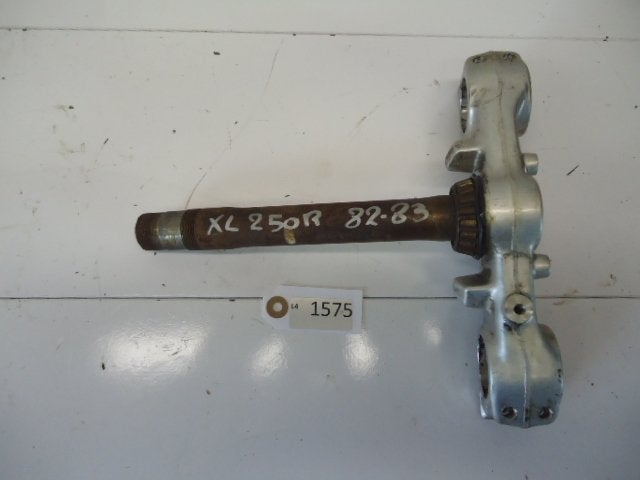 XL250R 1982 - 1983 Honda T-stuk D1-33741