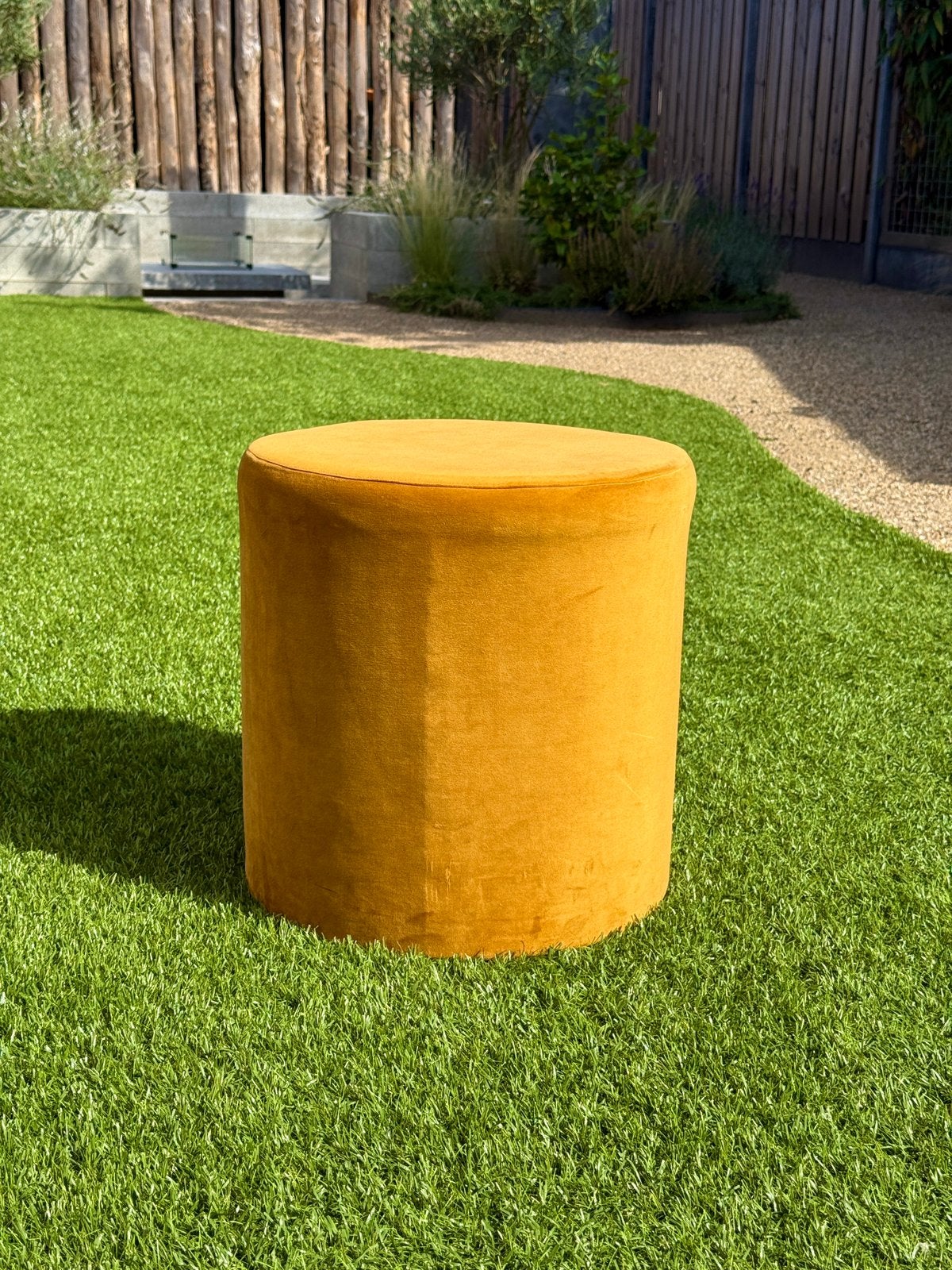 Okergele velvet poef | rond | Ø38 x H40 cm, Ophalen, Minder dan 50 cm, Rond, Minder dan 50 cm
