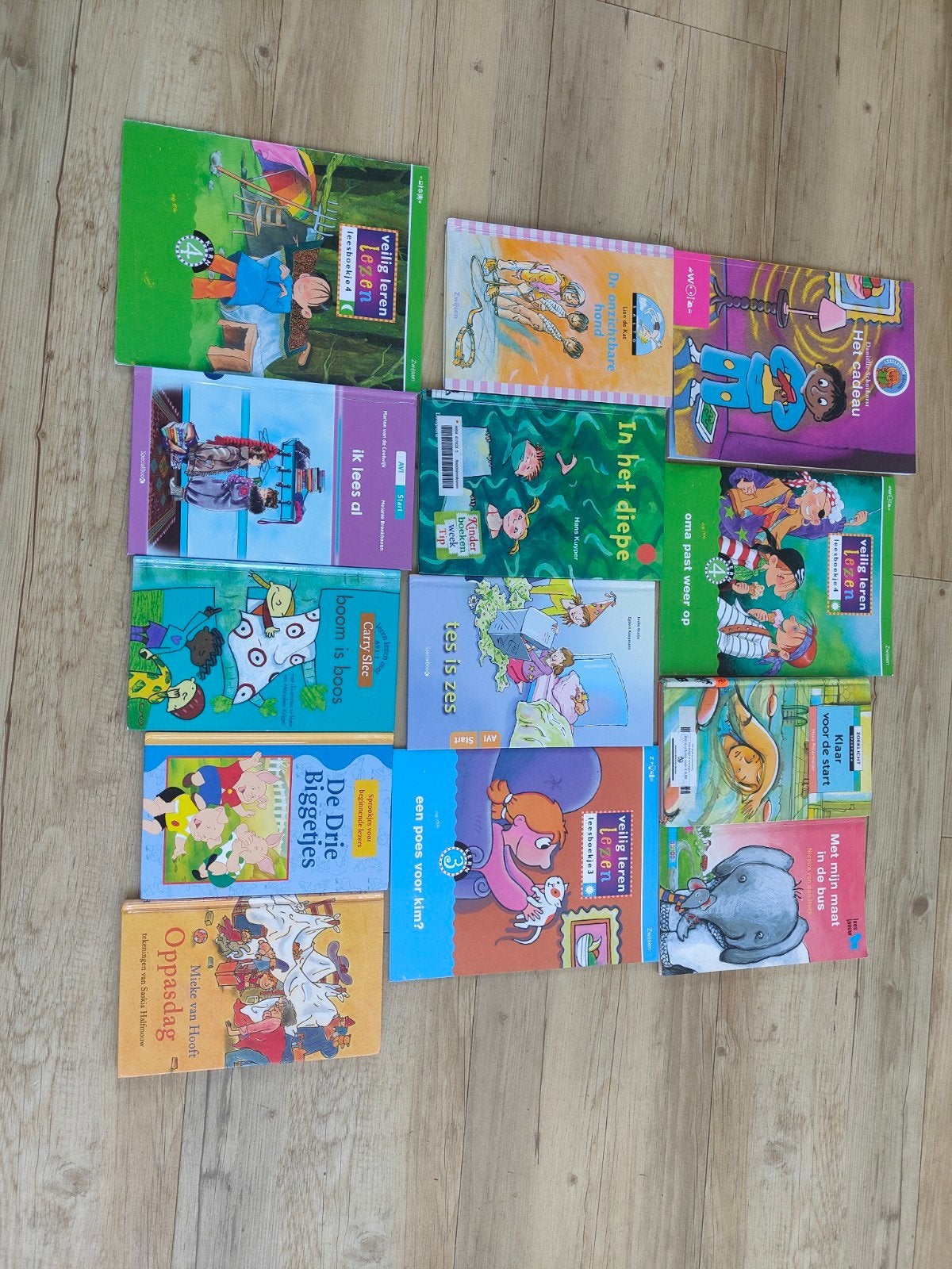 13 leesboeken groep 3 Veilig Leren Lezen avi start sprookjes, Boeken, Ophalen of Verzenden