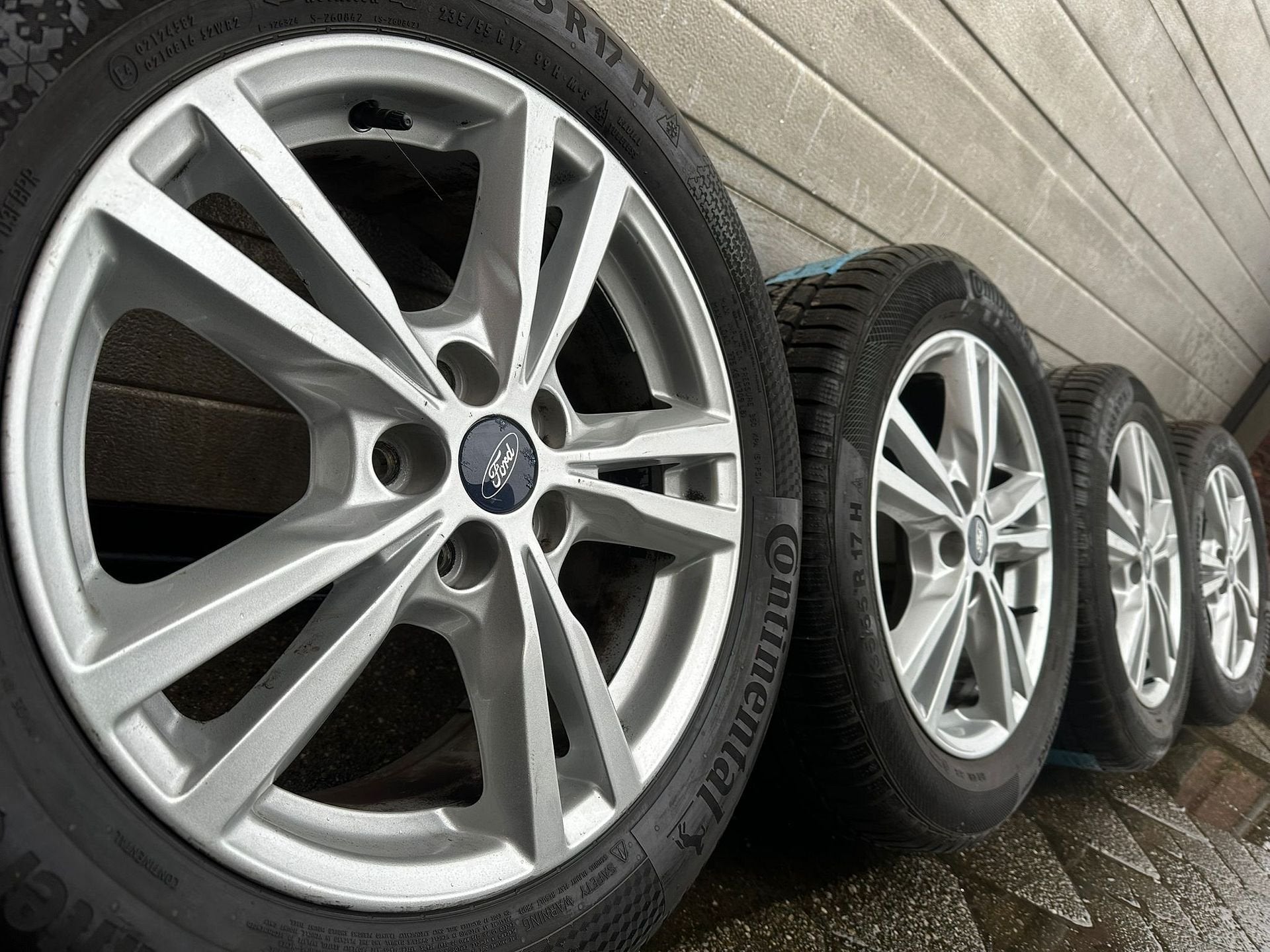 17 inch Ford Kuga Connect Mondeo Transit velgen winterbanden, Gebruikt, -, -, Banden en Velgen