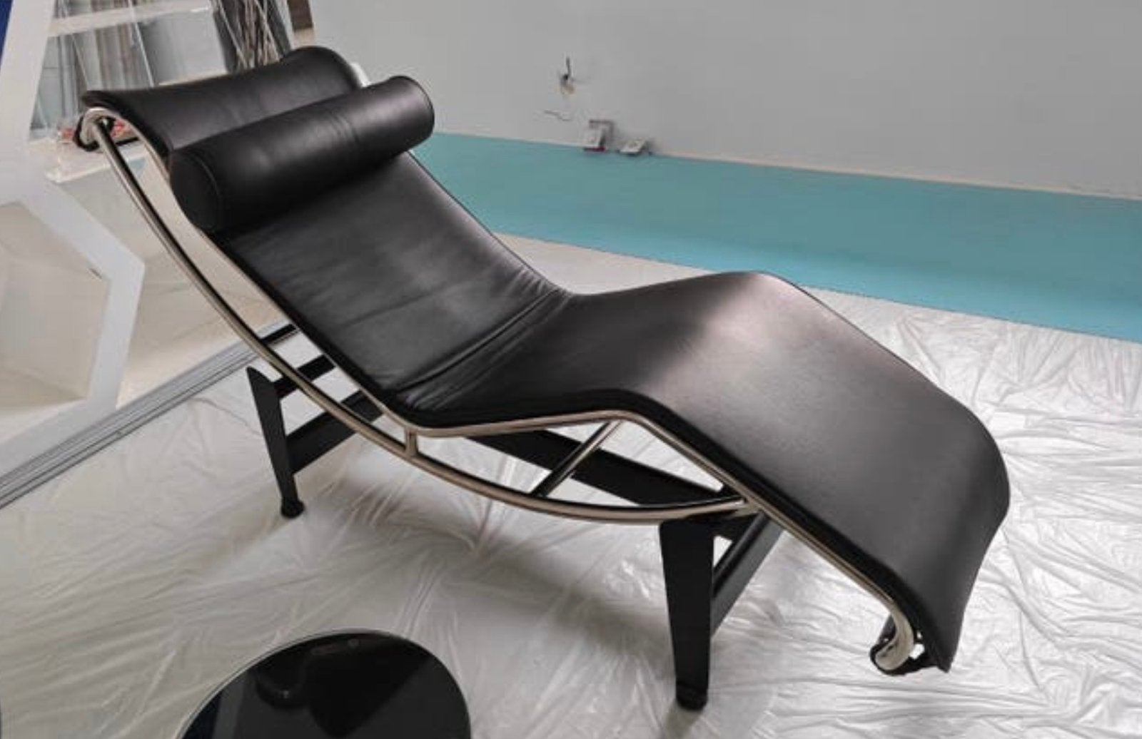 Chaise Longue gebaseerd op de LC4 van Le Corbusier, Ophalen, Zo goed als nieuw, Eenpersoons