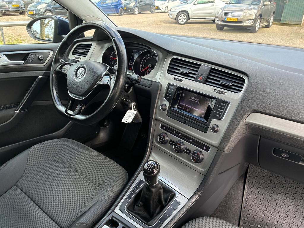 Volkswagen Golf 1.6 TDI Comfortline BlueMotion | '' 133.000, Auto's, Volkswagen, Voorwielaandrijving, Euro 5, Stof, Gebruikt