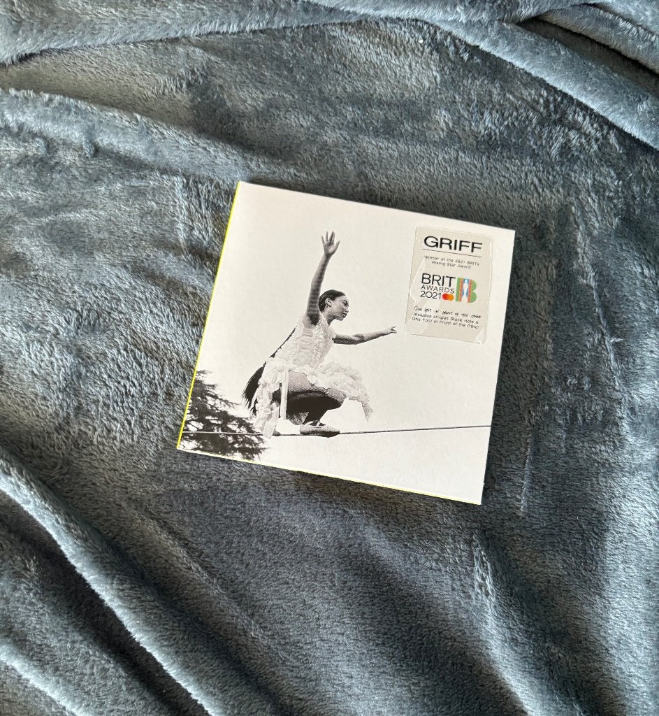 Griff CD - One Foot in Front Of The Other, Inclusief boekje, Zo goed als nieuw, EP, Verzenden