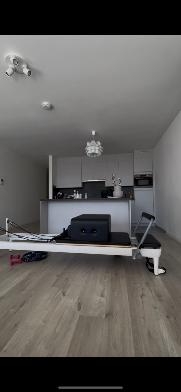Elina Pilates nubium reformer pilates machine in zwart, Sport en Fitness, Ophalen, Nieuw