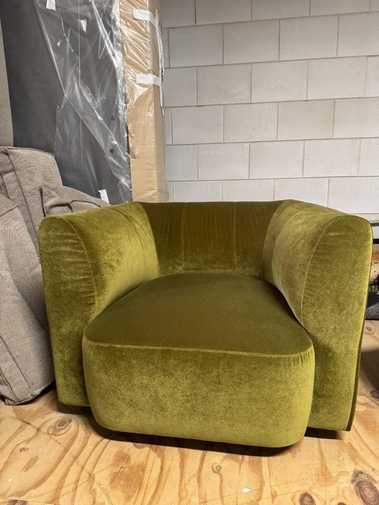 Fauteuil Emanuelle l Whoon | Room108 l van €1500 voor €749, Ophalen, 75 tot 100 cm, Zo goed als nieuw, 75 tot 100 cm