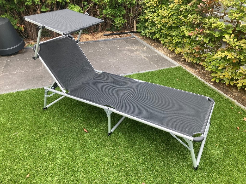 Aluminium ligbed met luifel, Ophalen of Verzenden, Zo goed als nieuw, Aluminium, Inklapbaar