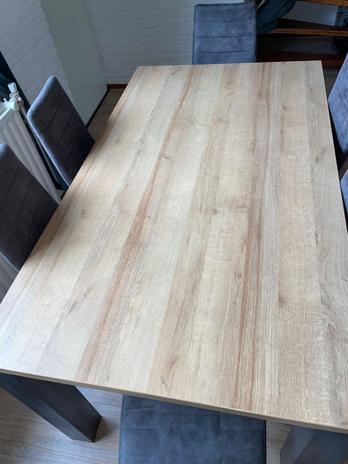 Moderne eettafel met 6 stoelen - Zo goed als nieuw, Huis en Inrichting, Tafels | Eettafels, Ophalen, 50 tot 100 cm, Zo goed als nieuw