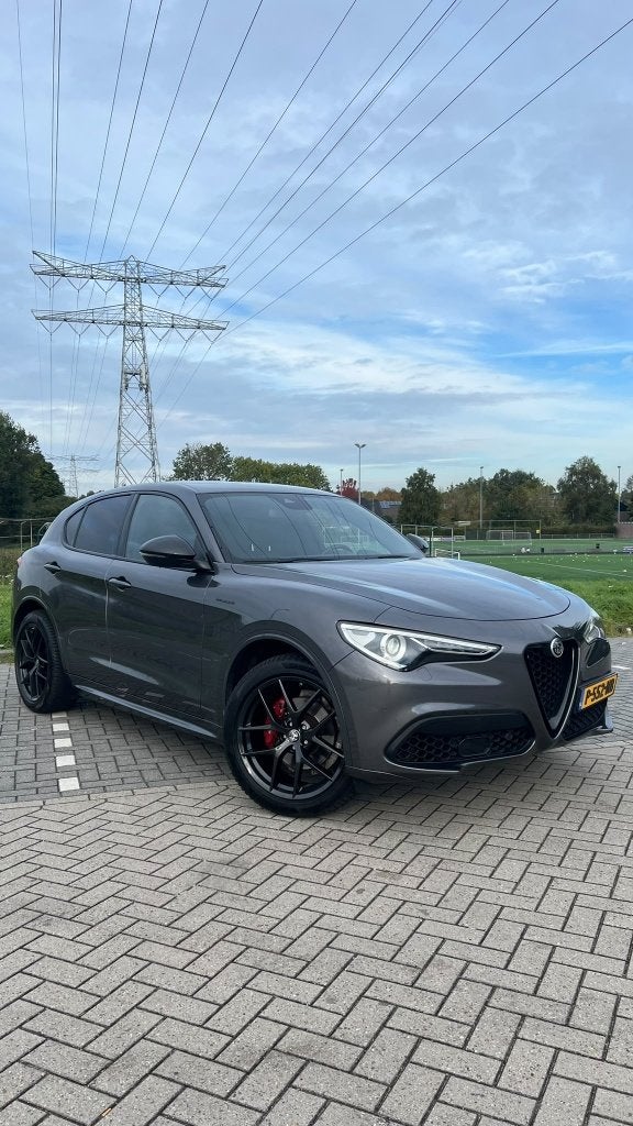 Alfa Romeo Stelvio B-Tech Veloce  2.0 300pk  AWD 2020, Auto's, Automaat, 1995 cc, 4 cilinders, Geheel digitaal combi-instrument