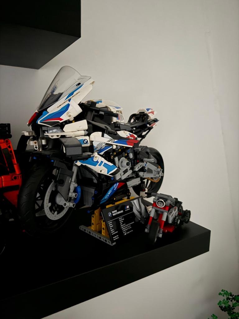 Lego Technic 42130 BMW M 1000 RR (met doos en boekje), Ophalen, Zo goed als nieuw