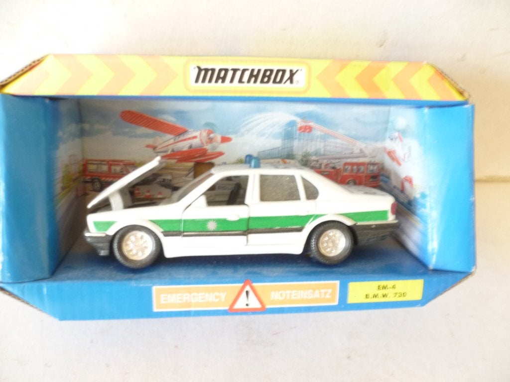 Matchbox 1992 BMW 730 Polizei Politie in doos 1:36 auto, Ophalen of Verzenden, Nieuw, Auto, Matchbox