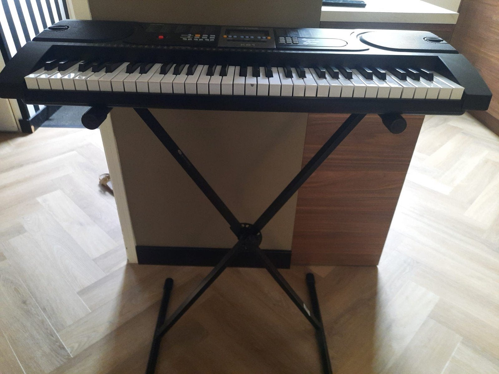 Keyboard MAX KB1, Ophalen, Zo goed als nieuw, 61 toetsen, Overige merken