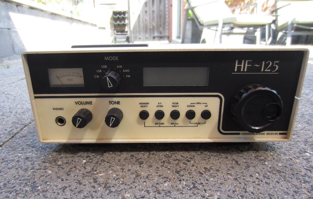 Ontvanger Lowe HF-125 (0.3 - 30 MHz), Telecommunicatie, Zenders en Ontvangers, Verzenden, Gebruikt, Ontvanger